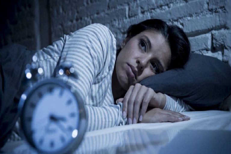 Yetersiz uykunun zararları nelerdir? Bir gün boyunca uyumazsak ne olur?