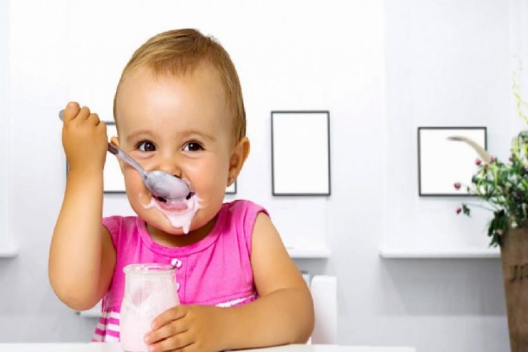 Anne sütü ile yoğurt tarifi! Bebekler için pratik yoğurt nasıl yapılır? Yoğurt mayalama…