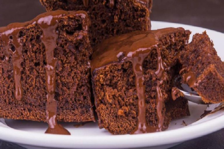 Çikolata soslu browni kilo aldırır mı? Evde diyete uygun pratik ve lezzetli Browni tarifi