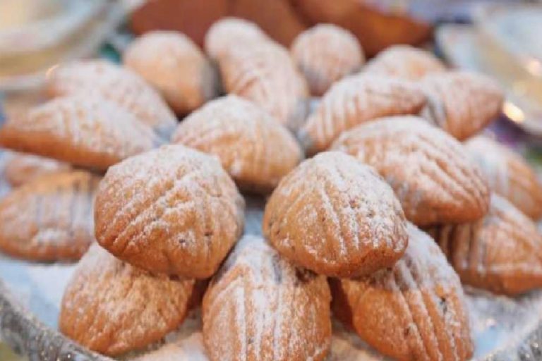 En kolay hurmalı kurabiye nasıl yapılır? Arap Mamül yapılışı ve püf noktaları