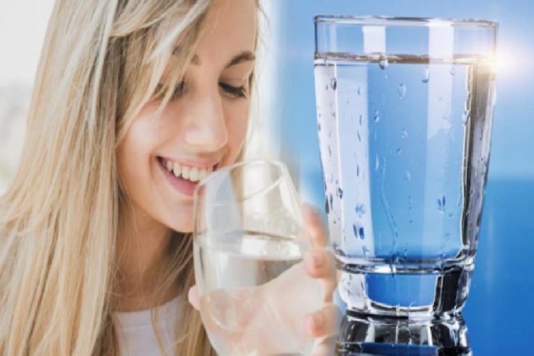 Günlük su ihtiyacı hesaplama! Kiloya göre günde kaç litre su içilmeli? Çok su içmek zararlı mı
