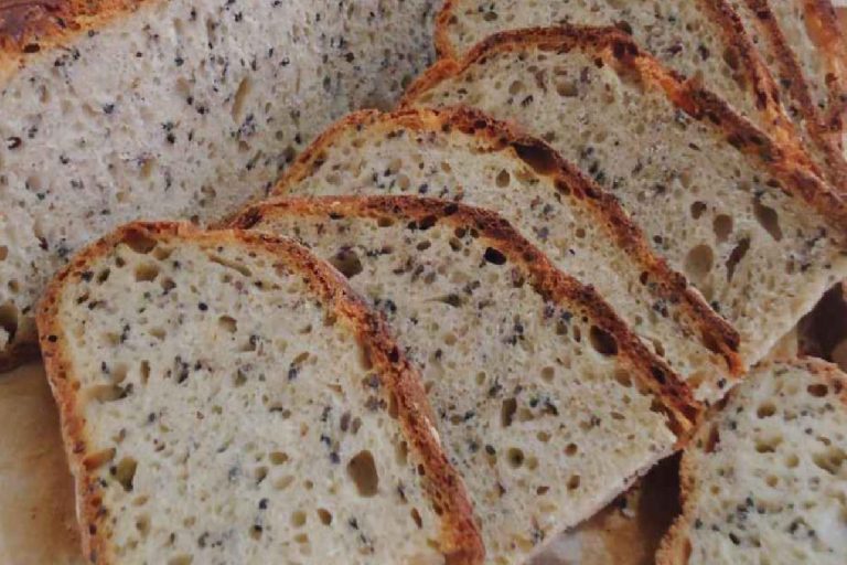 Ruşeym nedir ve Ruşeym nasıl kullanılır? En kolay ruşeymli ekmek tarifi! Ruşeym faydaları neler