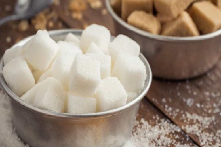 Şekerin zararları nelerdir? Aşırı tüketilen şeker vücudumuza ne yapıyor?