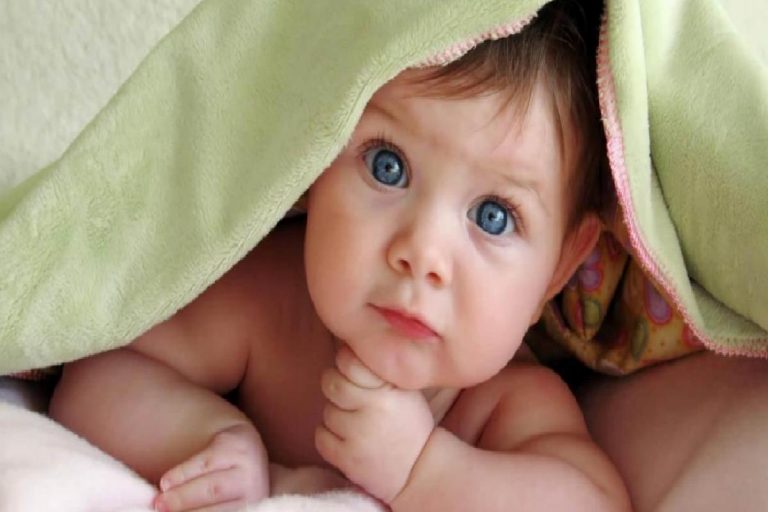 Bebeklerin ağlama nedenleri nedir? Ağlayan bebek nasıl susar?